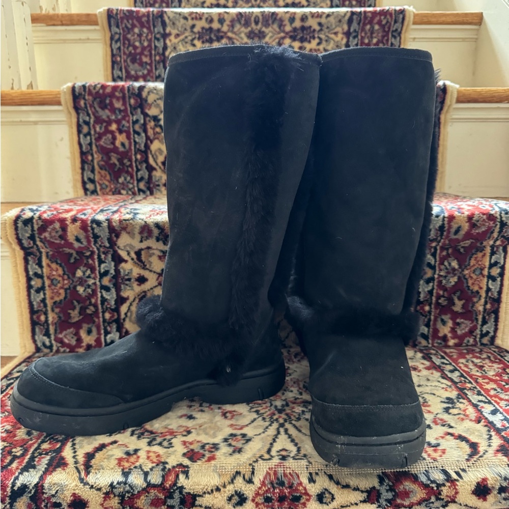 Ugg Sunburst - image 1